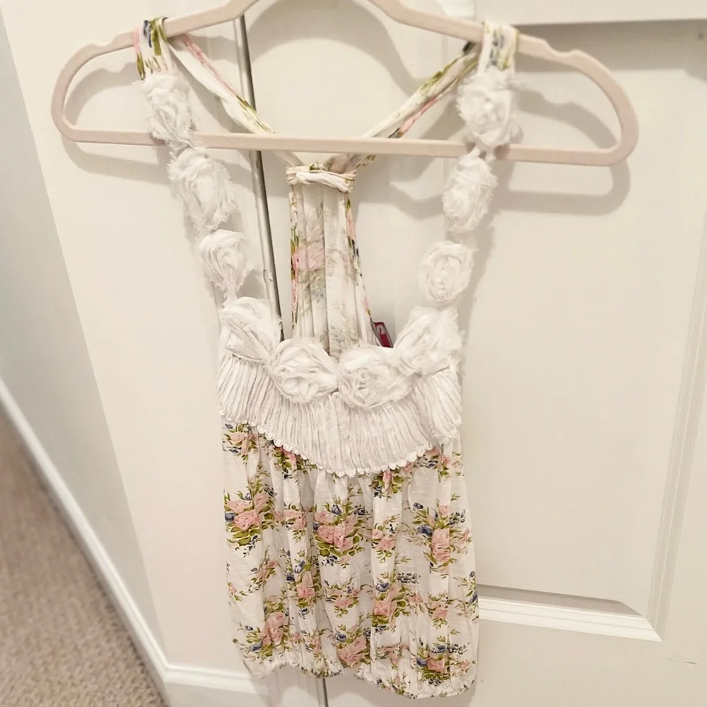 3/$19 Body Central vintage Floral Racerback Tank top camisole blouse